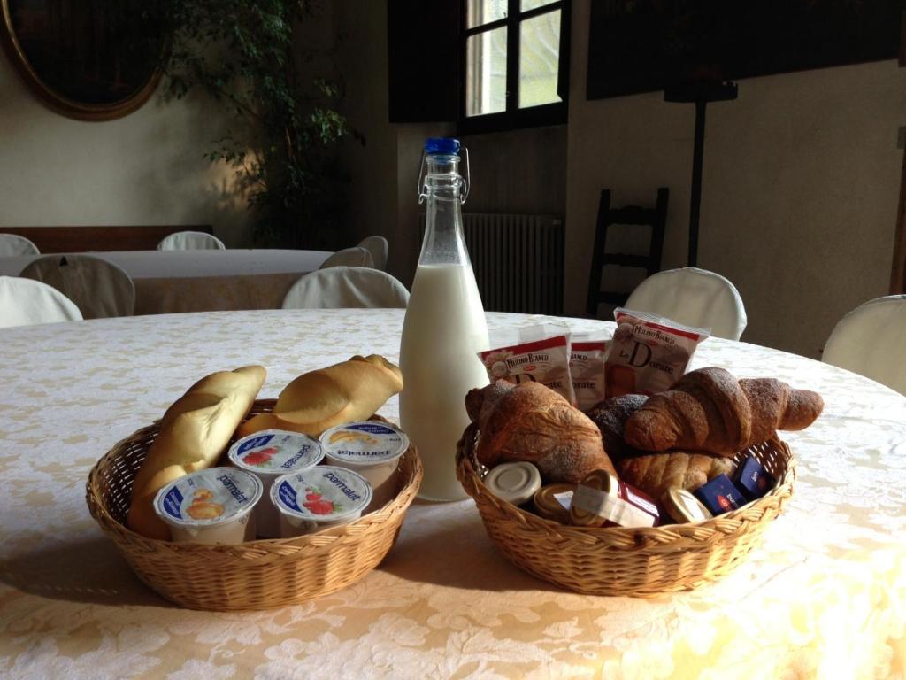 Agriturismo Corte Virgiliana Virgilio Room photo